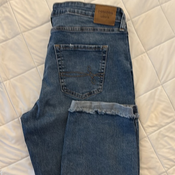 Levi’s Denizen mid-rise cropped boyfriend jeans NWOT - Picture 4 of 6